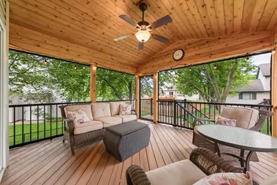 9039 Vickors Crossing, Brooklyn Park, MN 55443 - Photo 12