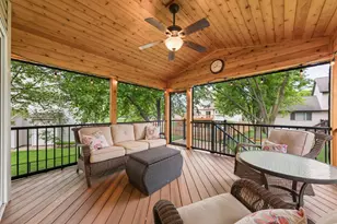 9039 Vickors Crossing, Brooklyn Park, MN 55443 - Photo 12