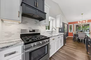 9039 Vickors Crossing, Brooklyn Park, MN 55443 - Photo 6