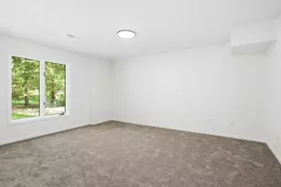 802 Spring Hill Ct, Woodbury, MN 55125 - Photo 40