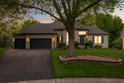 802 Spring Hill Court, Woodbury, MN 55125 - Photo 2