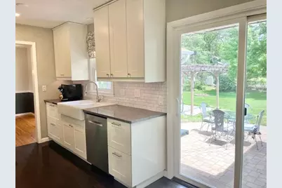 8233 Abbott Avenue S, Bloomington, MN 55431 - Photo 6