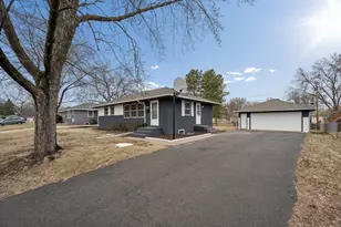 3500 72nd Ave N, Brooklyn Center, MN 55429 - Photo 2