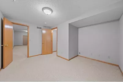 17672 Kettering Trail, Lakeville, MN 55044 - Photo 58