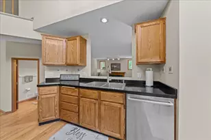 17672 Kettering Trail, Lakeville, MN 55044 - Photo 26