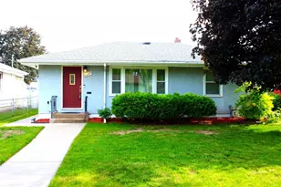 1640 Montana Ave E, Saint Paul, MN 55106 - Photo 2