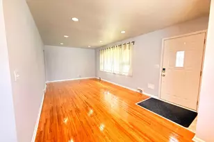 1640 Montana Ave E, Saint Paul, MN 55106 - Photo 14
