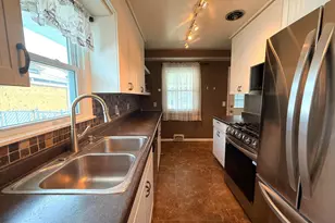 1640 Montana Ave E, Saint Paul, MN 55106 - Photo 16