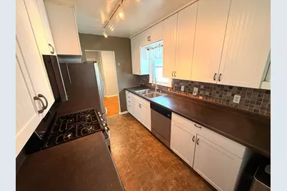 1640 Montana Avenue E, Saint Paul, MN 55106 - Photo 18