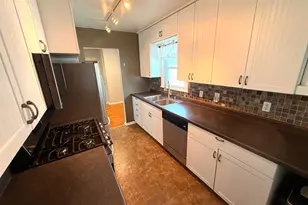 1640 Montana Ave E, Saint Paul, MN 55106 - Photo 18