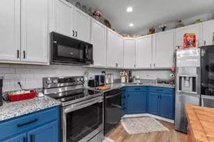 4652 Woodland Ave, Shakopee, MN 55379 - Photo 12