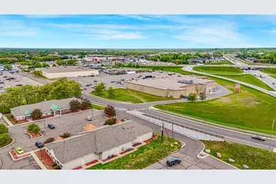1022 4th Street SE #102, Saint Cloud, MN 56304 - Photo 4