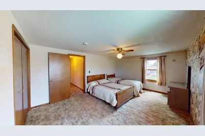 904 Clausen Avenue, Albert Lea, MN 56007 - Photo 22