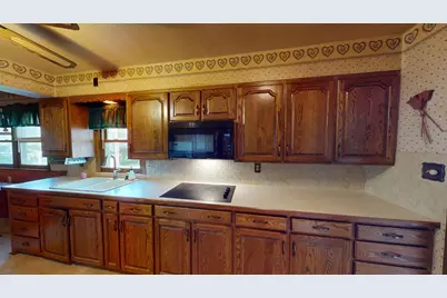 904 Clausen Avenue, Albert Lea, MN 56007 - Photo 6