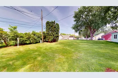 904 Clausen Avenue, Albert Lea, MN 56007 - Photo 40