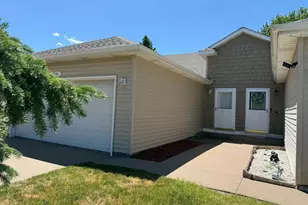 1906 Tuenge Dr, Stillwater, MN 55082 - Photo 2