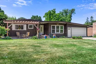 811 Tatepaha Blvd, Faribault, MN 55021 - Photo 1