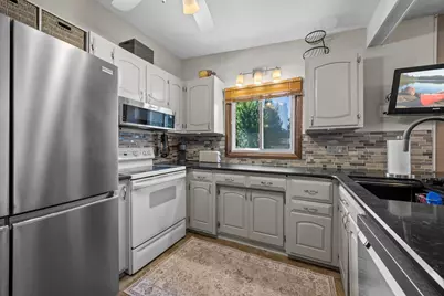 811 Tatepaha Boulevard, Faribault, MN 55021 - Photo 8