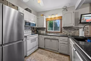 811 Tatepaha Blvd, Faribault, MN 55021 - Photo 8