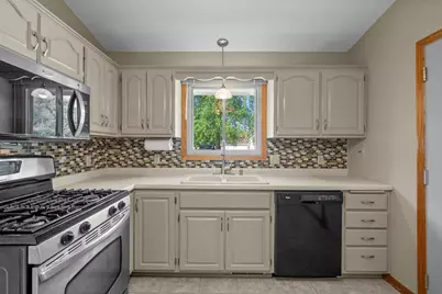 9199 Orchid Lane N, Maple Grove, MN 55369 - Photo 16