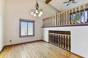 400 Interlachen Rd, Burnsville, MN 55306 - Photo 8
