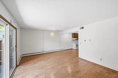 6081 Paris Avenue N #B2, Stillwater, MN 55082 - Photo 10