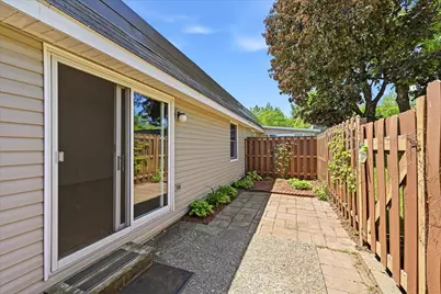 6081 Paris Avenue N #B2, Stillwater, MN 55082 - Photo 4