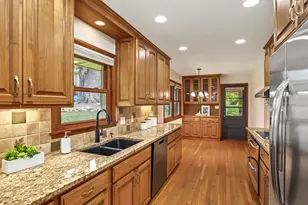 2918 Armour Terrace, Saint Anthony, MN 55418 - Photo 10