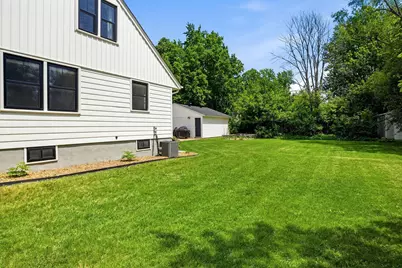 8401 15th Avenue S, Bloomington, MN 55425 - Photo 30