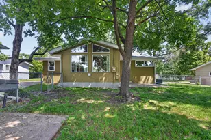 2819 Nash Rd, Brooklyn Center, MN 55430 - Photo 4