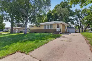 2819 Nash Rd, Brooklyn Center, MN 55430 - Photo 1
