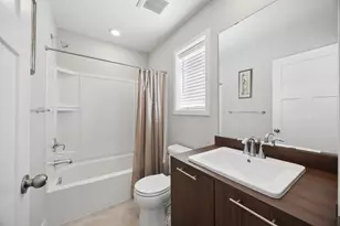 7225 Dora Dr, Lino Lakes, MN 55038 - Photo 10