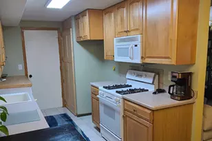 2232 Mayfair Rd, Golden Valley, MN 55427 - Photo 10