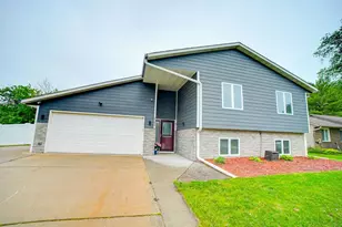 15614 Heywood Way, Apple Valley, MN 55124 - Photo 34