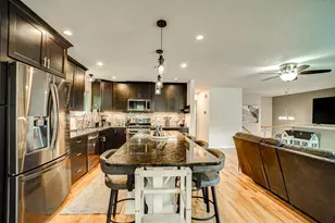 15614 Heywood Way, Apple Valley, MN 55124 - Photo 4