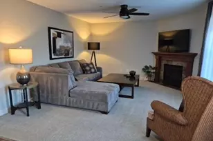 3403 Chestnut Ln, Eagan, MN 55123 - Photo 6