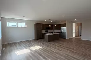 1124 Marlene Ave, River Falls, WI 54022 - Photo 12