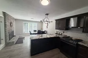 5111 Circle Down, Golden Valley, MN 55416 - Photo 10