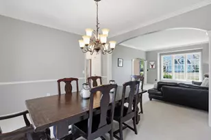 10368 Bluff Rd, Eden Prairie, MN 55347 - Photo 16