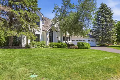 10368 Bluff Road, Eden Prairie, MN 55347 - Photo 48