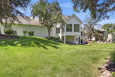 10368 Bluff Road, Eden Prairie, MN 55347 - Photo 46