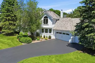 10368 Bluff Rd, Eden Prairie, MN 55347 - Photo 50