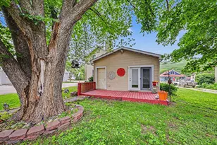 203 E 7th St, Red Wing, MN 55066 - Photo 28