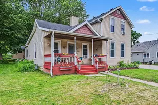 203 E 7th St, Red Wing, MN 55066 - Photo 2