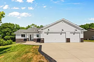 604 Nelson Ln, Center City, MN 55012 - Photo 1