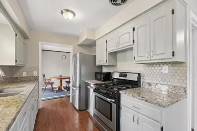 8430 Knox Avenue S, Bloomington, MN 55431 - Photo 10