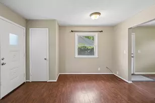 8430 Knox Ave S, Bloomington, MN 55431 - Photo 6
