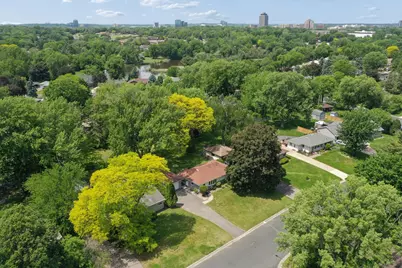 8430 Knox Avenue S, Bloomington, MN 55431 - Photo 28