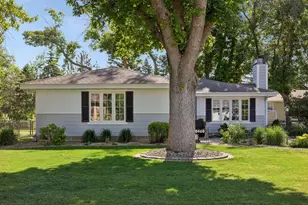 20460 Idalia Ave, Lakeville, MN 55044 - Photo 2