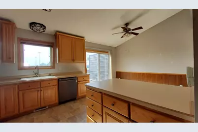 307 13th Avenue N, Princeton, MN 55371 - Photo 8